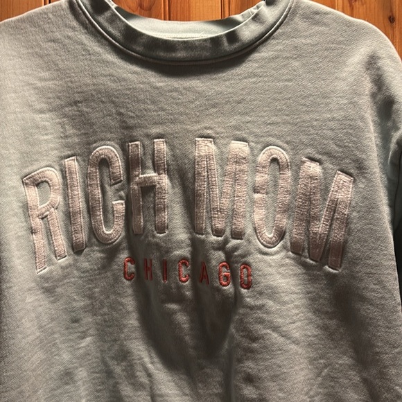 RICH MOM Chicago crewneck swetashirt - Picture 2 of 7